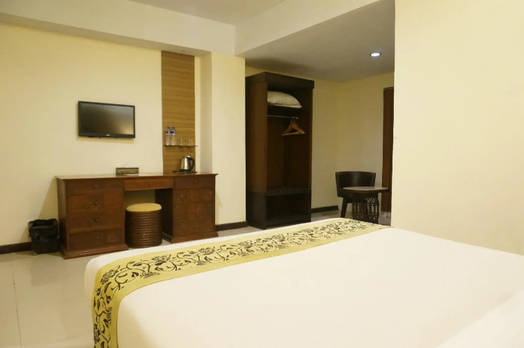 Losari Beach Hotel