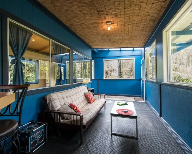 1 Bedroom Cottage with garden view