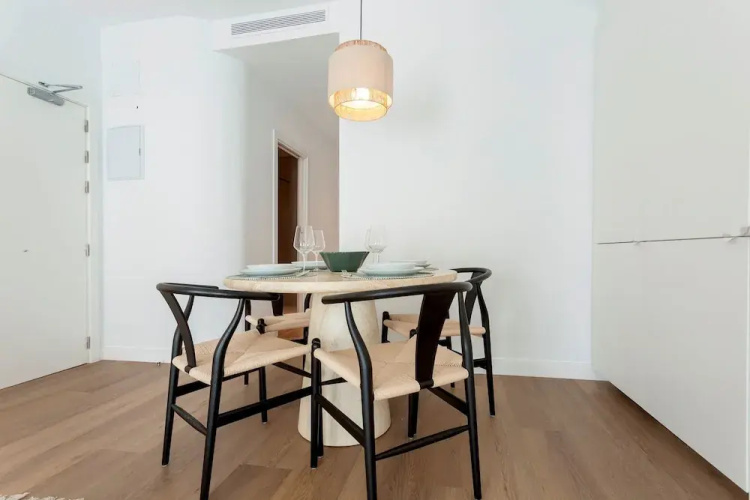 Bright 2BD Apartment in Madrid Zabaleta IV