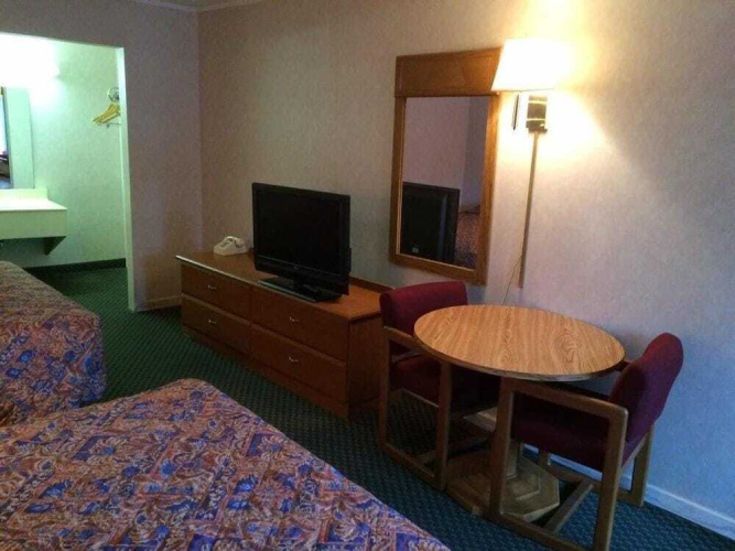 Super 8 Spindale/forest City