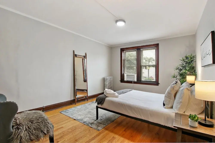 Inviting 2BR Apt - Fullerton 1B