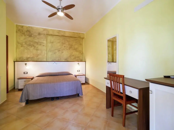 Sun-drenched Estate Close to Sciacca Near the Beach