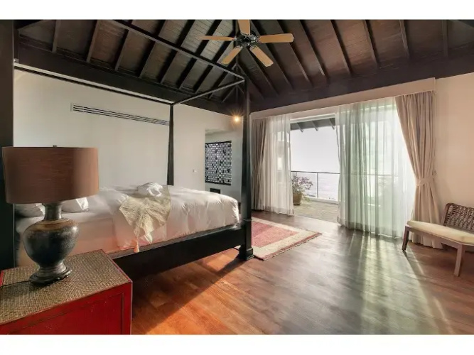 4-BR Seaview Villa at Surin Beach