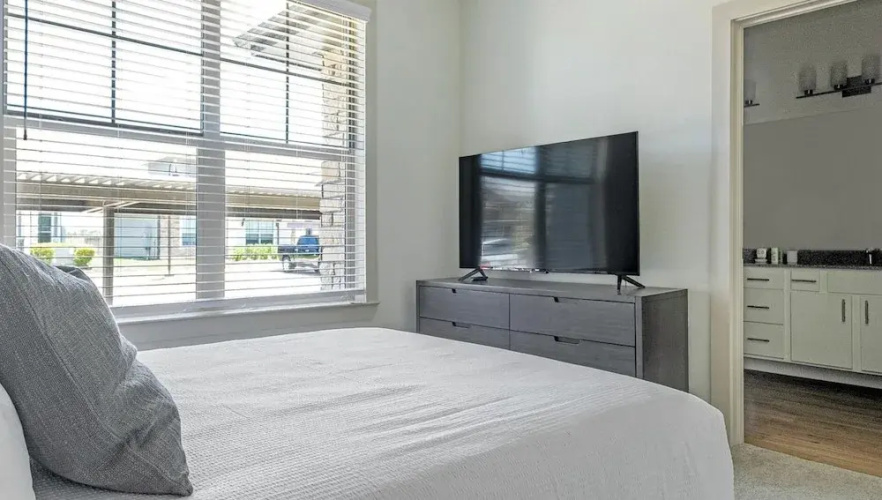 Landing Apartments Waller