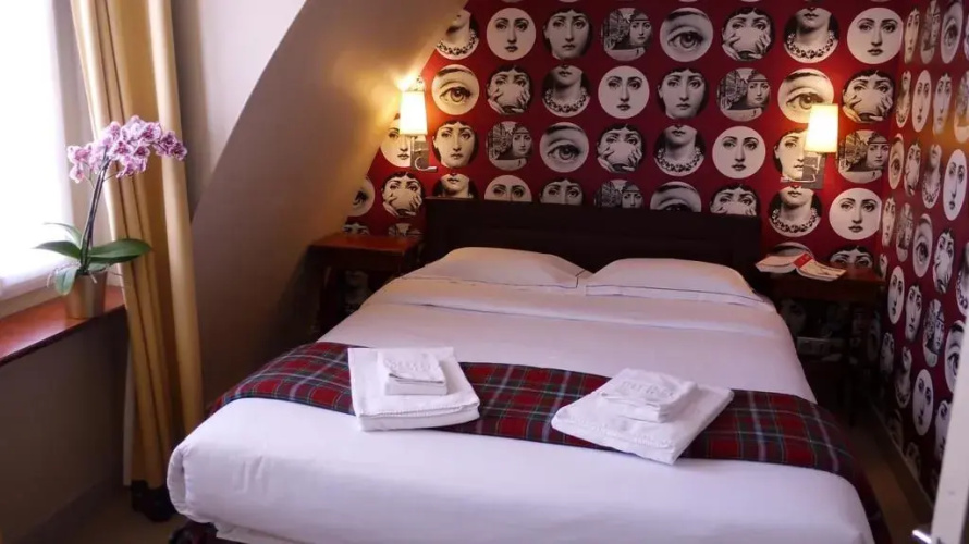 HotelHome Paris 16