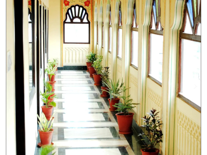 Hotel Fort Chandragupt Jaipur