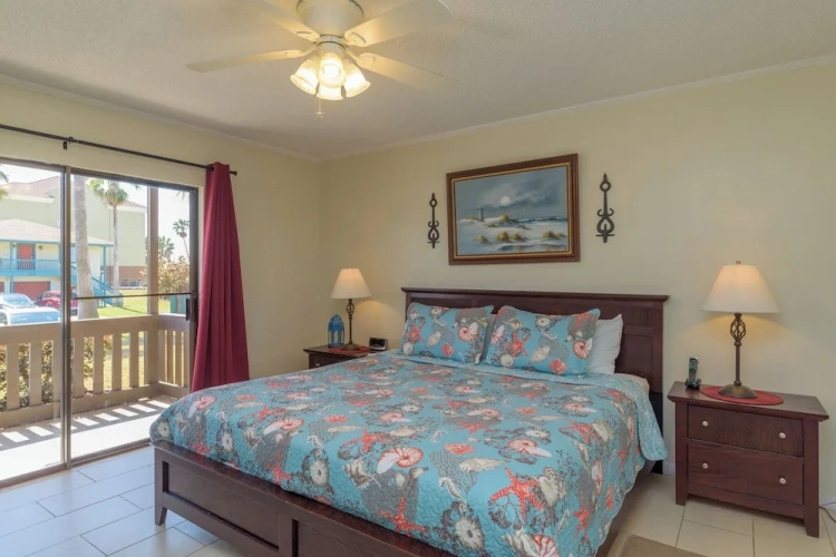 Standard Double Basement room