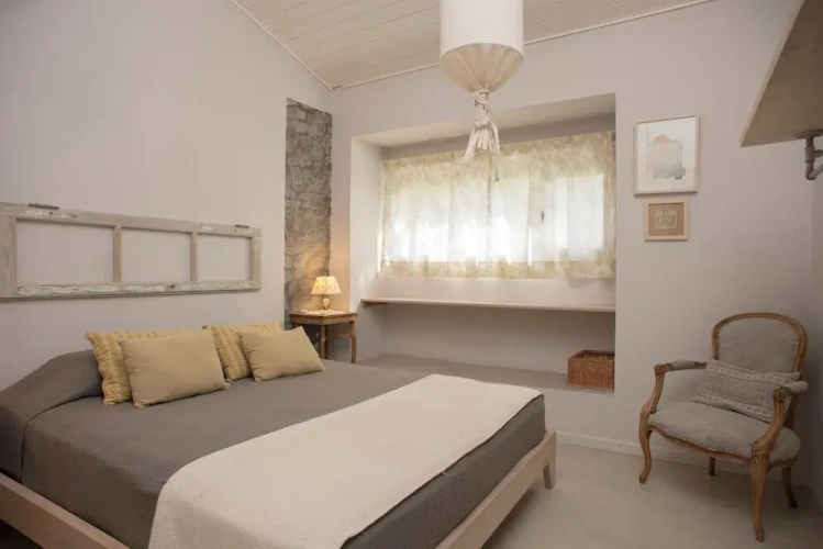Family Apartment with balcony and with courtyard view