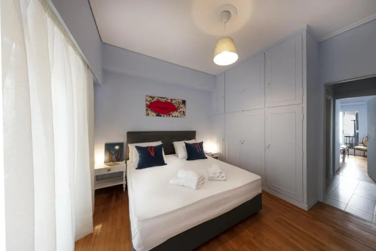 Spacious 3 Bedroom apt near Acropolis museum