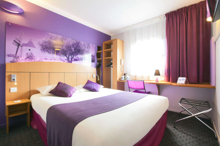 Kyriad Direct ArlesOver view