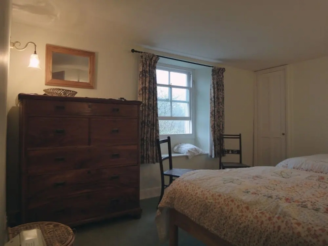 1 Rose Cottages