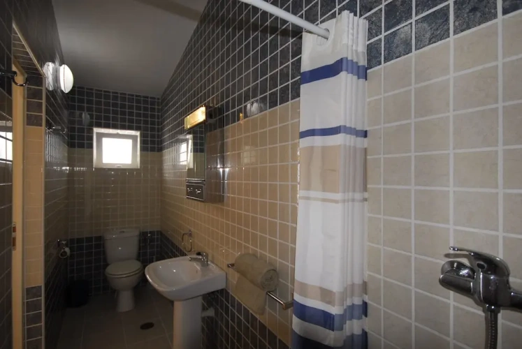 Standard Double Basement room