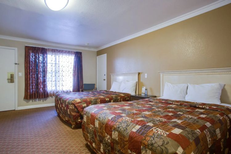 Abby's Anaheimer Inn