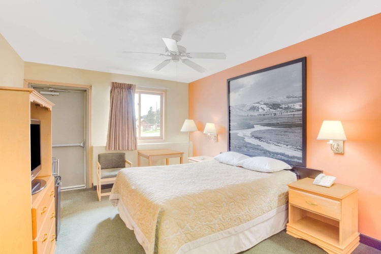 Guest rooms