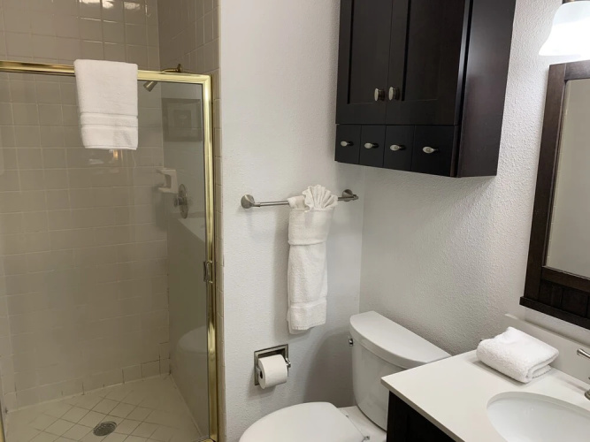 Treetop Villa IC 215