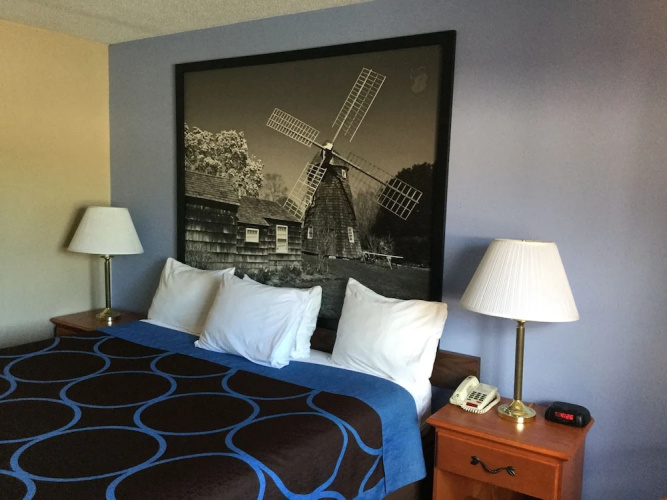 Super 8 Middletown