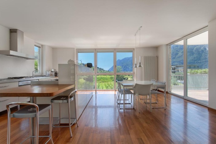 2 Bedrooms Luxury Apartment
