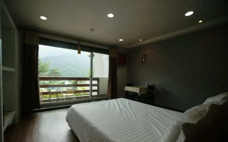Yangyang Denver House Pension