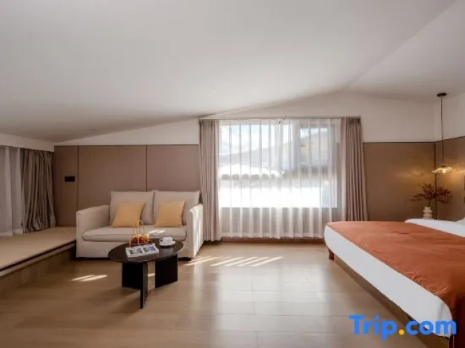 Deluxe Double Family room
