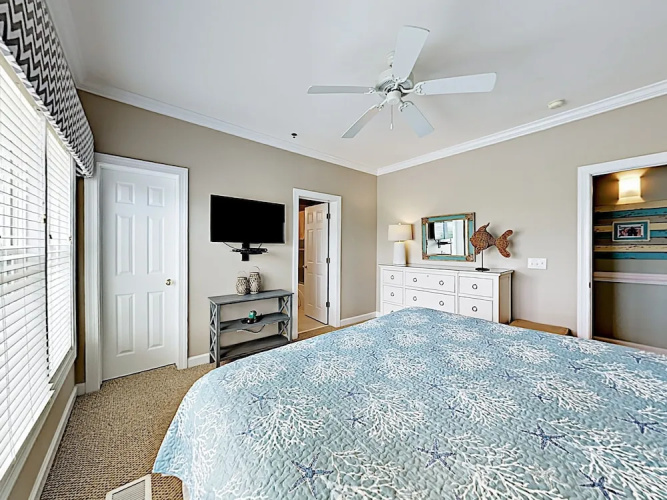 3 Ocean Isle Beach - 4 Br Condo