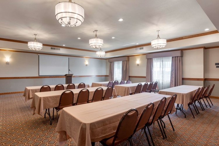 Best Western Plus Capital Inn photo 21