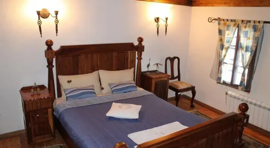 Guest House James
