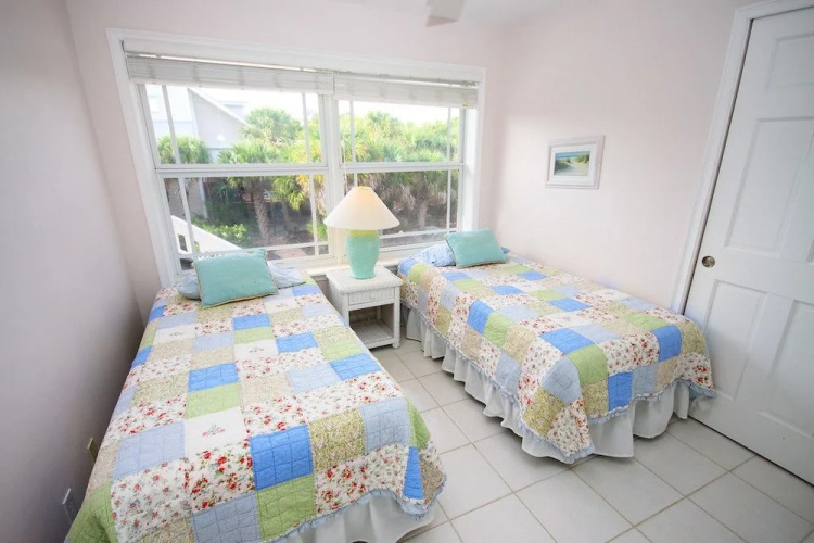 159-Flamingo House