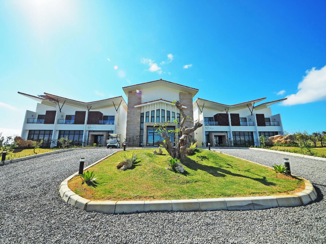 SkyBay Club-Silver Pavilion