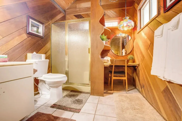 11 Mi to Ski Resorts! Lake Tahoe Gem w/ Pool Table