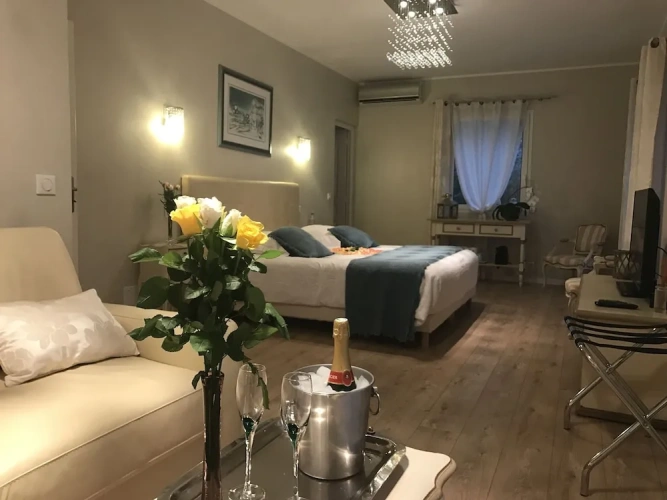 Suite with balcony