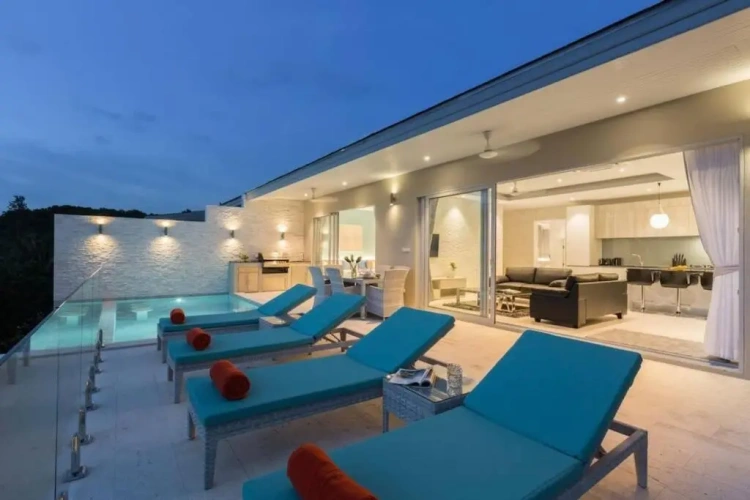 3 Bedrooms Villa