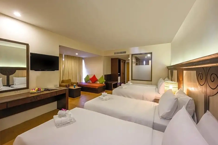 Standard Quadruple room with balcony