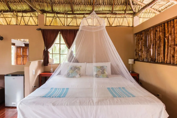 Hotel Mariposa