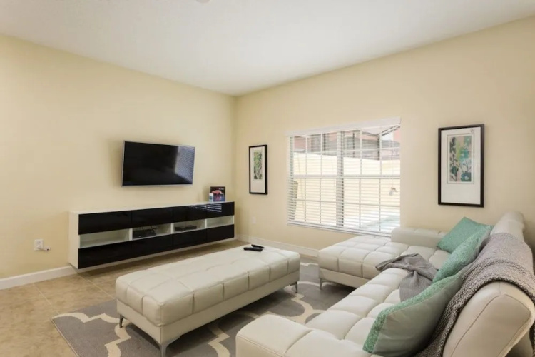Bismarck Palm Townhome 8971