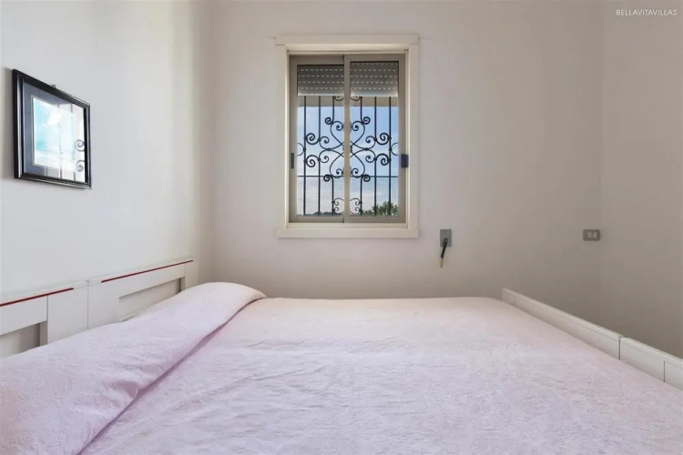 1075 Villa Castiglione