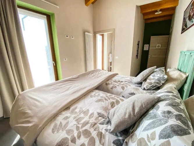 Standard Twin room with balcony
