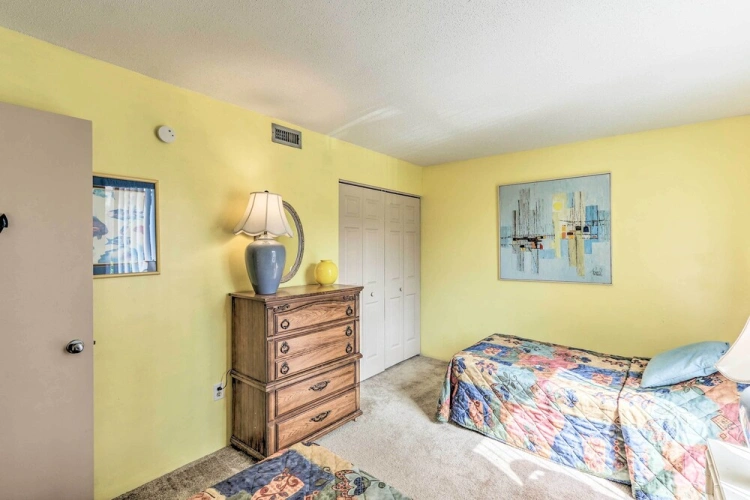 3 Bedrooms Apartment