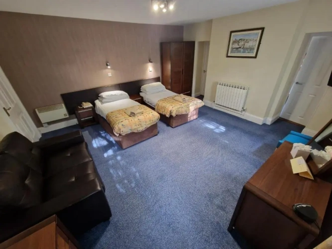 Standard Family room