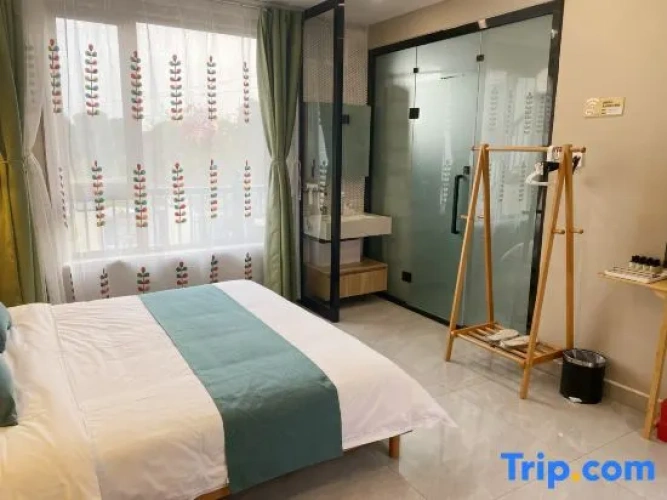 Standard Double room with courtyard view