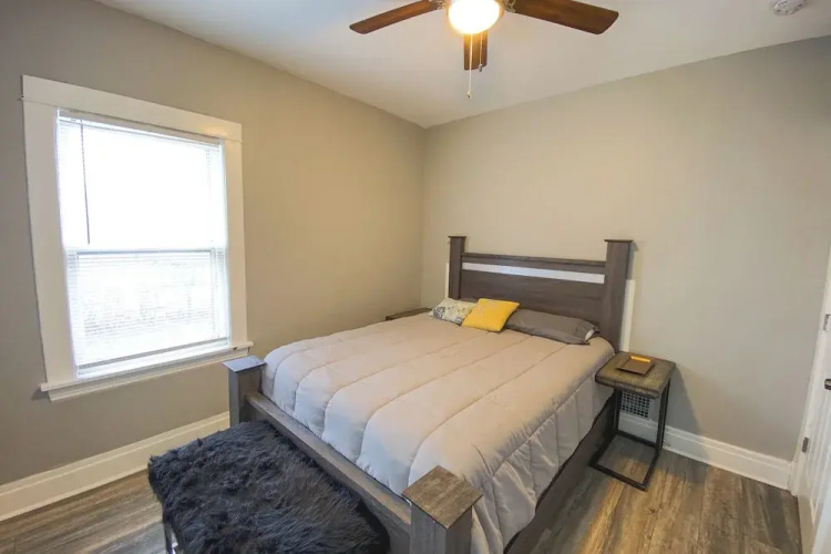 Large 6Br, 2Ba Close To Niagara Falls