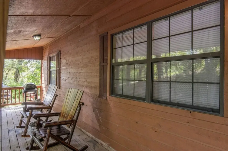 Happy Hours By Heritage Cabin Rentals