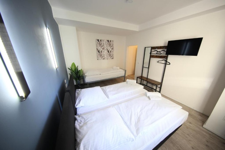 Deluxe Double Studio