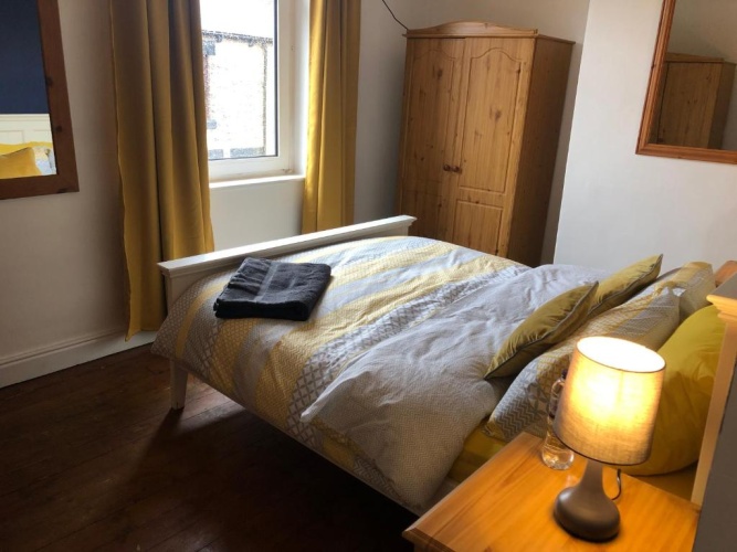 2 Bedrooms Cottage