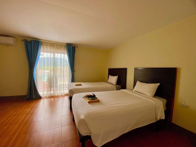 Deluxe Twin room