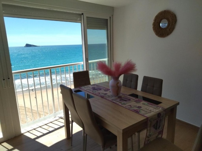 3 Bedrooms Apartment