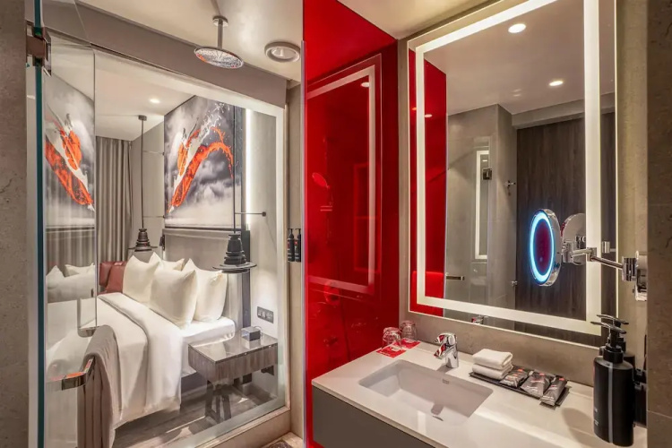 Radisson RED Indore