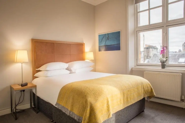 1 Bedroom Double Apartment