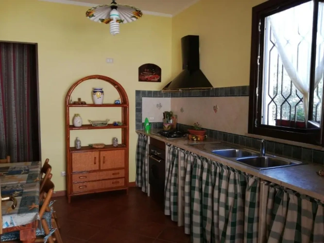 2 Bedrooms Cottage