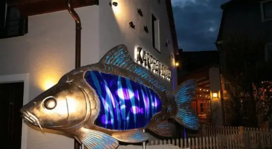 Karpfenhotel im Gasthaus Sindel-Buckel