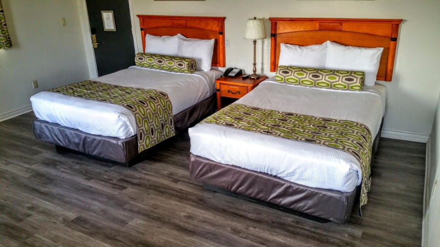 Deluxe Quadruple room